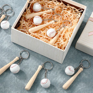 Porte-clés en bois de baseball en gros, cadeaux promotionnels de Noël, porte-clés adorable - Product Image 4