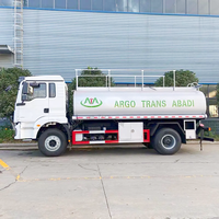 Camion-citerne à carburant Shacman, capacité de réservoir d'huile diesel, camions-citernes à huile, station-service mobile sur roues