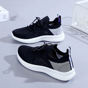 2024 zapatos modernos de estilo coreano cómodos e informales personalizables para mujer OEM con Botín para caminar diseñados por su propia marca - Product Image 3