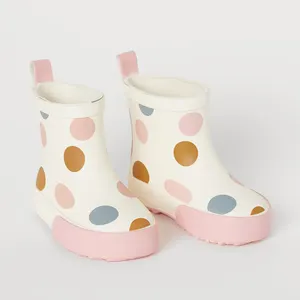 2024 Atacado Criança Meninas Natural Branco Manchado Modelado Wellingtons Crianças Gumboots Chuva Botas