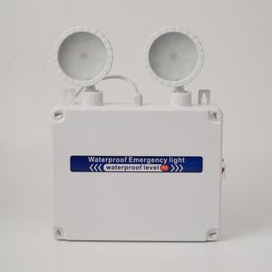 IP65 防水消防应急 LED 灯 双头 2*5W 可充电 6000K 日光铅酸电池 3 小时户外/室内使用 - Product Image 1