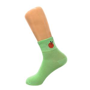 Calcetines tobilleros de algodón para mujer, finos, transpirables, informales, con diseño de frutas bordadas, para verano, 3 pares - Product Image 6