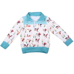 Top Personalizado con Logotipo Bordado, Diseño Libre, Cuello Redondo, Suave y Holgado para Bebés Niñas - Product Image 1