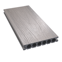 Planches de terrasse en WPC avec système de clips dissimulés, revêtement composite co-extrudé