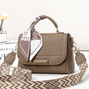 กระเป๋าถือแฟชั่นผู้หญิงมาใหม่ กระเป๋าทรงถัง ดีไซน์หรูหรา กระเป๋าสะพายไหล่และกระเป๋าถือสำหรับผู้หญิง - Product Image 3