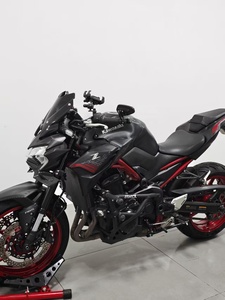 Motocicleta Deportiva <span class=keywords><strong>Kawasaki</strong></span> Z900-950cc de 4 Tiempos, Motor en Línea, Arranque Eléctrico/a Pedal, Estilo Naked, Usada - Product Image 2