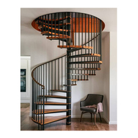 Escalier intérieur en colimaçon en fer forgé pour petits espaces moderne et compact