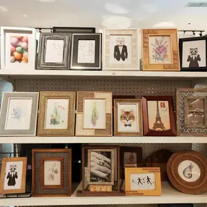 Wholesale Multi-Style Wood Picture Photo Frame Customized Wall Mounted Wooden Photo Frame