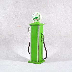 Pompa di Benzina in Ferro Battuto Stile Antico, Modello Classico Vintage in Scala 1:12, Decorazione in Metallo per Casa, Pub, Caffè, Regalo di Compleanno - Product Image 5