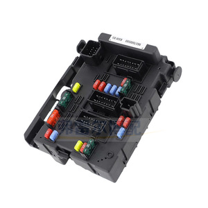 Boîte à fusibles Peugeot 206 207 Citroën C2 9657608580 BSMB5, pièce de rechange d'origine, composant électrique automobile - Product Image 1