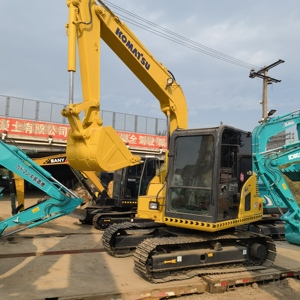 Excavadora Pequeña Original Komatsu PC70-8 de 7 Toneladas con Motor de Alta Eficiencia para Construcción Urbana y Rural - Product Image 6