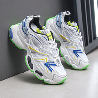Nouveaux styles de baskets décontractées et tendance pour hommes, style marche, baskets épaisses, catalogues de chaussures personnalisables 2026, à prix abordable