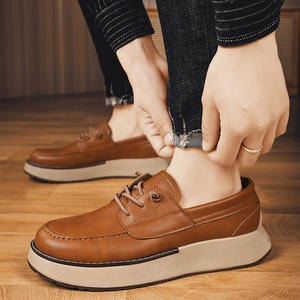 Mocasines de suela gruesa 2026, nuevos <span class=keywords><strong>zapatos</strong></span> de hombre sin cordones, estilo británico, de negocios, superficie de PU artificial, costuras informales tipo <span class=keywords><strong>Tods</strong></span> - Product Image 1