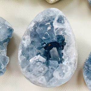 Inhalateur d'énergie en quartz naturel, pierres de guérison en cristal, amas de cristal, amas de célestine bleue pour la décoration de bureau et les accessoires - Product Image 5