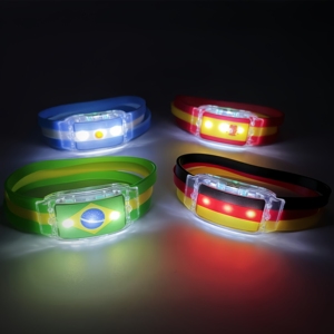Vente chaude LED Fans Cheers Drapeau National Bracelet Bracelet LED Lumière Silicone Drapeau Personnalisé Bracelet Usine En Gros - Product Image 1