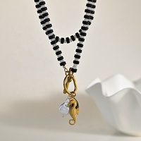 Collier en perles de pierre noire en gros avec breloques perle et hippocampe, bijoux vintage pour femmes