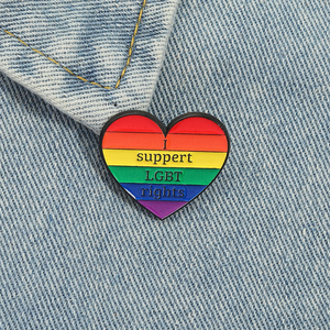 Pin de Esmalte con el Símbolo del Orgullo <span class=keywords><strong>LGBT</strong></span>, Broche de Corazón Arcoíris, Insignia para Solapa, Joyería, Mochila, Ropa, Venta al por Mayor - Product Image 1