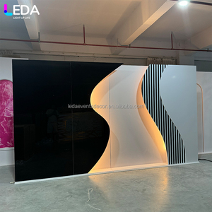 Светодиодный акриловый фон LEDA в современном черно-белом полосатом дизайне для свадебной сцены и декора - Product Image 3