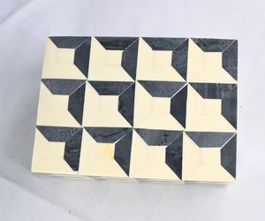 Excellent Quality Handcrafted Bone Inlay Jewelry Storage <b>Box</b> with Floral Pattern for Rings Earrings and <b>Gifts</b> For Sale - Product Image 3