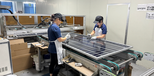 Nouvelle technologie Panneaux solaires PERC de type N 620W 630W entièrement noirs à double vitrage avec garantie de 30 ans - Product Image 5