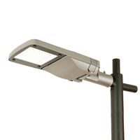 Farola LED gestionada en fábrica 92% Alta transmitancia de luz IP65 Control fotoeléctrico a prueba de agua Farola LED
