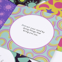 Impression personnalisée, 52 cartes d'affirmations positives en papier, design arc-en-ciel lumineux, avec boîte cadeau magnétique pour la maison et la salle de classe