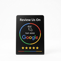Support de comptoir en acrylique NFC avec code QR pour accès par tapotement ou numérisation, affichage des commentaires clients pour la réception de salon de coiffure