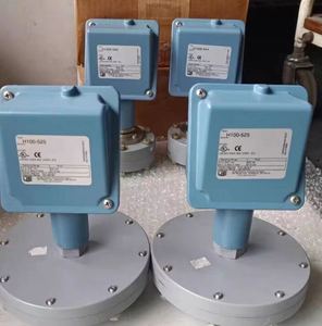 สวิตช์สแตนเลส IP65 ใหม่ 100% |   ยูไนเต็ด J402 S126B 4-20mA คอนโทรลเลอร์อุตสาหกรรมประสิทธิภาพสูง J402 S126B 4-20mA มาตรฐาน S - Product Image 2