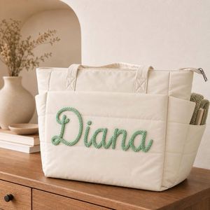 Bolsa de Mano Acolchada Personalizada, Bolsa de Dama de Honor con Nombre Personalizado, Regalo para Despedida de Soltera, Recuerdo de Boda, Bolsa de Viaje para Mujer - Product Image 4