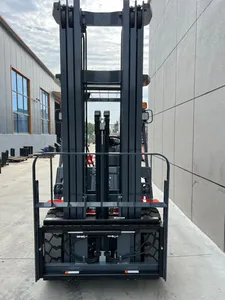 HELI 35 3.5 Ton 4WD Diesel <b>Forklift</b> Hydraulic Side Shifter Heavy Duty Two Stage Mast Seated Operation Warehouse <b>Forklift</b> - Product Image 4