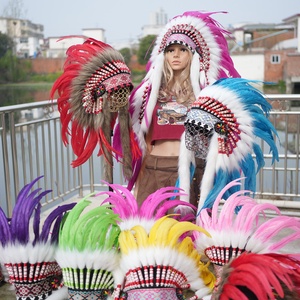 Copricapo Indiano Multicolore con Piume, Cappello da Capo, Copricapo da Motociclista, Copricapo da Uomo Selvaggio, Accessorio per Scenografie e Riprese per Bambini - Product Image 1