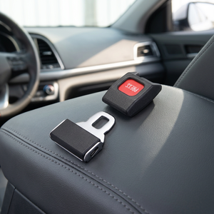 Hebilla Universal para Cinturón de Seguridad de Coche, Plástico Negro, Acero al Carbono, Botón de Presión, Mecanismo de Liberación de Seguridad, 1.5 Toneladas de Tensión, 2/3 Puntos - Product Image 1
