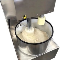 Nian Gao professionnel faisant l'équipement automatique 100 kg/h Mochi pâte Machine riz gâteau martelant la Machine