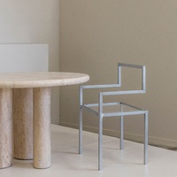 Table basse moderne minimaliste en marbre travertin naturel de style nordique Cammy Stone pour petit salon