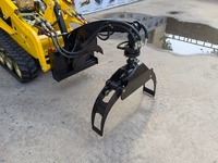 COUGARS - Godets grappins rotatifs pour mini-chargeuses compactes, chargeuses sur chenilles et chargeuses sur roues