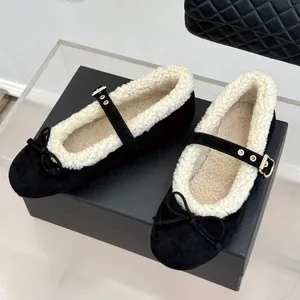 Chaussures plates décontractées et confortables pour femme, à bout rond, avec bride à boucle, doublure chaude et moelleuse, idéales pour la marche quotidienne – Collection Hiver 2026 de haute qualité - Product Image 5
