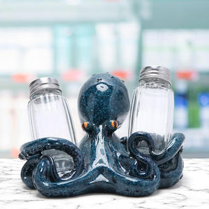 รูปปั้นเรซิ่นรูปปู ปูทะเล ปลาหมึก งานศิลปะสั่งทำพิเศษ พร้อมที่ใส่เครื่องปรุงรส เกลือ พริกไทย สำหรับตกแต่งบาร์ริมชายหาด ครัวสไตล์ทรอปิคอล - Product Image 4