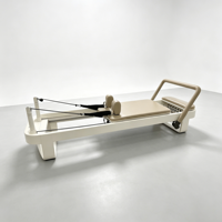Reformer de Pilates Commercial Blanc en Aluminium – Équipement de Studio Professionnel pour l'Entraînement de Fitness Pilates