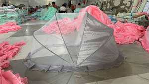 Mosquitera Plegable Multicolor 100% Poliéster con Toldo para Bebés, para Uso en Exteriores y Dormitorios en Verano - Product Image 3