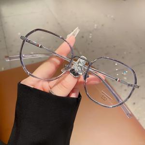 Nouvelles <span class=keywords><strong>Lunettes</strong></span> Rondes Classiques Transparentes Tendance 2026 pour Femmes – Monture Ultra Légère et Fine, Anti-Lumière Bleue, Idéales pour un <span class=keywords><strong>Visage</strong></span> Naturel - Product Image 1