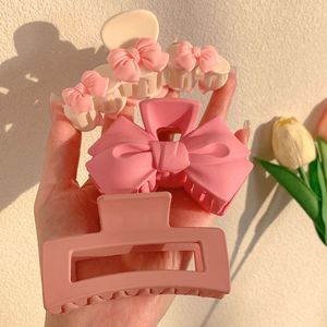 Set di fermagli per capelli con fiocco e decorazioni a cuore in stile dolce - Graziosi fermagli opachi per ragazze, perfetti per l'acconciatura quotidiana - Product Image 1