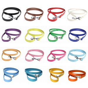 Guinzaglio per Cani di Lusso Durevole, Semplice e Solido, Colori Vivaci, 16 Cinghie Piatte in PU con Moschettone in Metallo - Product Image 3
