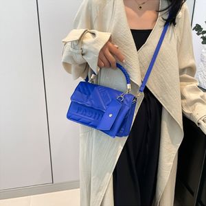 Tas Wanita Warna Permen Terlaris Musim Gugur 2025 Set 2 Pcs Tas Selempang Kulit Wanita Model Flap Tas Tangan Wanita Modis - Product Image 5