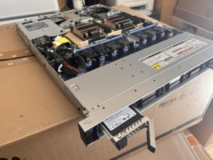 NOUVEAU dells <span class=keywords><strong>R450</strong></span> serveur 8X2.5 1U rack serveur inter xeon 4314 1.92T sata 800w puissance H745 raid 0 1 5 serveur réseau - Product Image 6