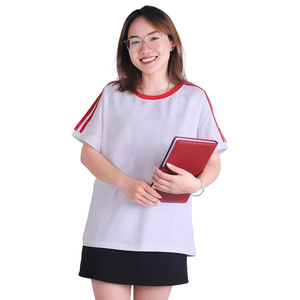 T-shirt en coton à col rond avec logo personnalisé pour femmes, usine OEM au Vietnam - Product Image 1
