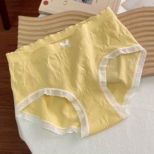 Wholesale Pastel Solid Panties Cute Bear Jacquard Polyester Fabric Scalloped Floral Lace <strong>Leg</strong> <strong>Opening</strong> Small Bow <strong>Women</strong> Underwear - Product Image 5