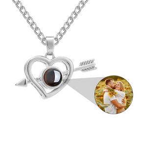 사랑 화살 목걸이 패션 보석 사용자 정의 사진 프로젝션 목걸이 Shopify drops-연인을위한 힙합 에이전트 커플 목걸이 - Product Image 1