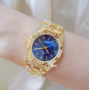 Montre de luxe pour femme en or, cadran octogonal à quartz avec strass, affichage analogique, fermoir déployant - Product Image 2