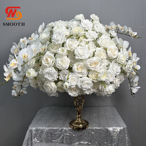 LEDA Promotion Exceptionnelle : Grande Boule de Fleurs Artificielles Décoratives en Soie Blanche de 80 cm, Rose Faite à la Main pour Table de Mariage - Product Image 3