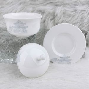 Pot à ragoût individuel en porcelaine fine avec couvercle et soucoupe, motif floral en spirale avec bordure dorée, bol à soupe couvert pour hôtels et banquets, vente en gros - Product Image 2